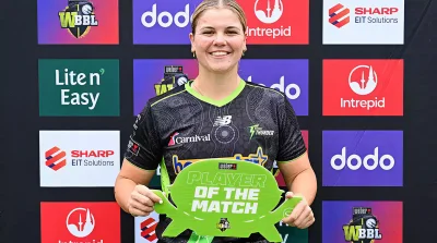 Voll stars as Thunder sign off with win in rain-hit clash